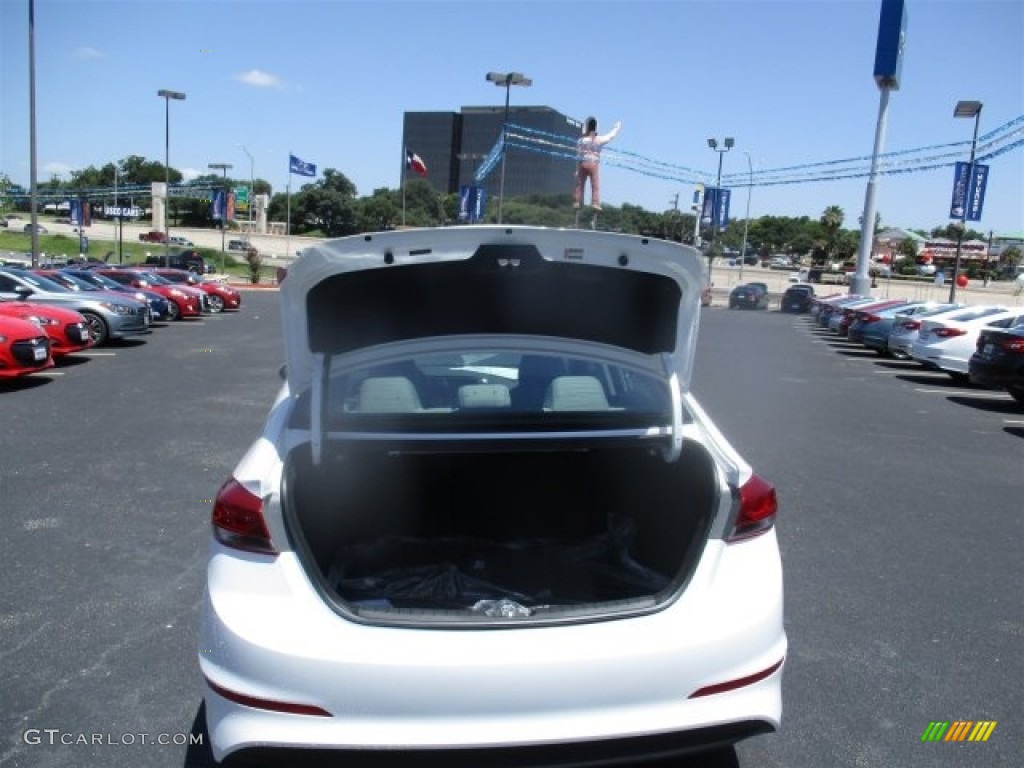 2017 Elantra SE - White / Gray photo #3