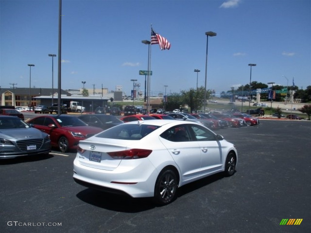 2017 Elantra SE - White / Gray photo #5