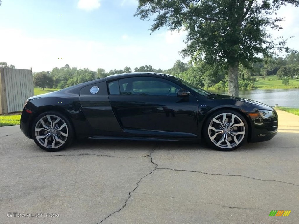 Phantom Black Pearl Effect 2010 Audi R8 5.2 FSI quattro Exterior Photo #113885701