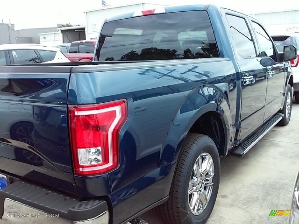 2016 F150 XLT SuperCrew - Blue Jeans / Medium Earth Gray photo #2