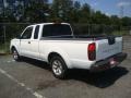 Avalanche White - Frontier XE King Cab Photo No. 4