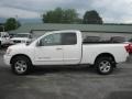White - Titan SE King Cab 4x4 Photo No. 1