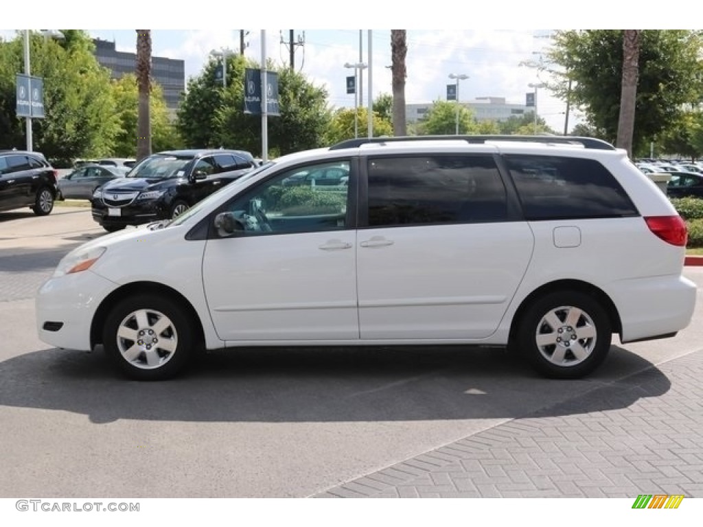 2008 Sienna LE - Natural White / Stone photo #4