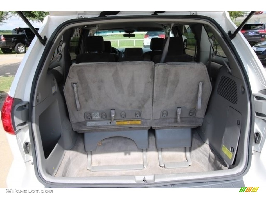 2008 Sienna LE - Natural White / Stone photo #21