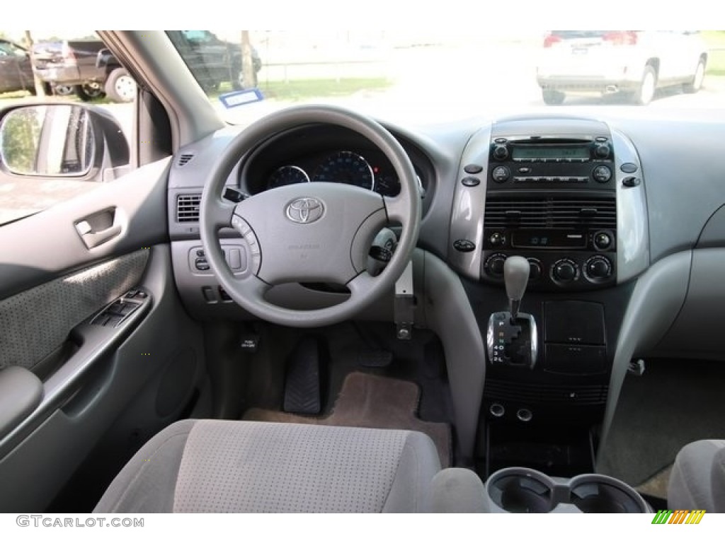 2008 Sienna LE - Natural White / Stone photo #27