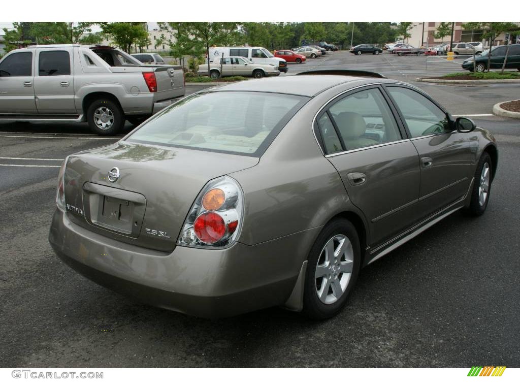 2003 Altima 2.5 SL - Polished Pewter Metallic / Blond photo #4