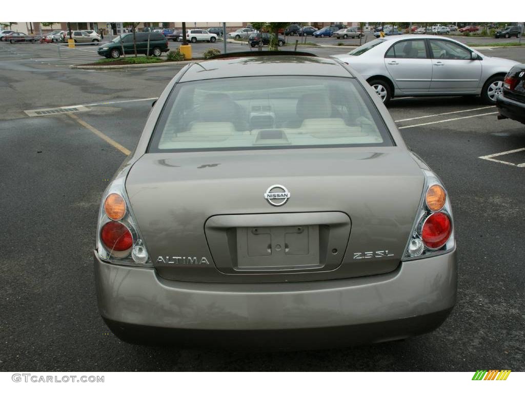 2003 Altima 2.5 SL - Polished Pewter Metallic / Blond photo #5