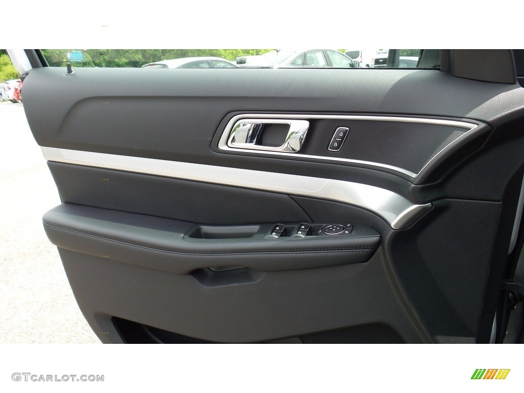 2016 Explorer XLT 4WD - Ingot Silver Metallic / Ebony Black photo #13