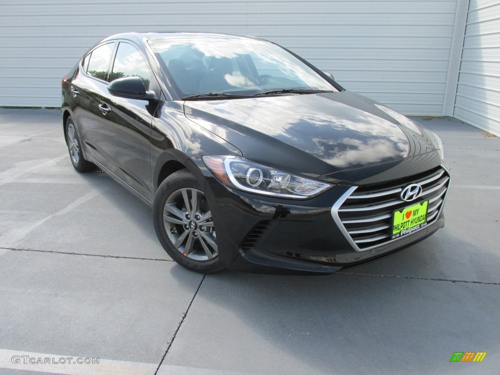 2017 Elantra SE - Black / Gray photo #2