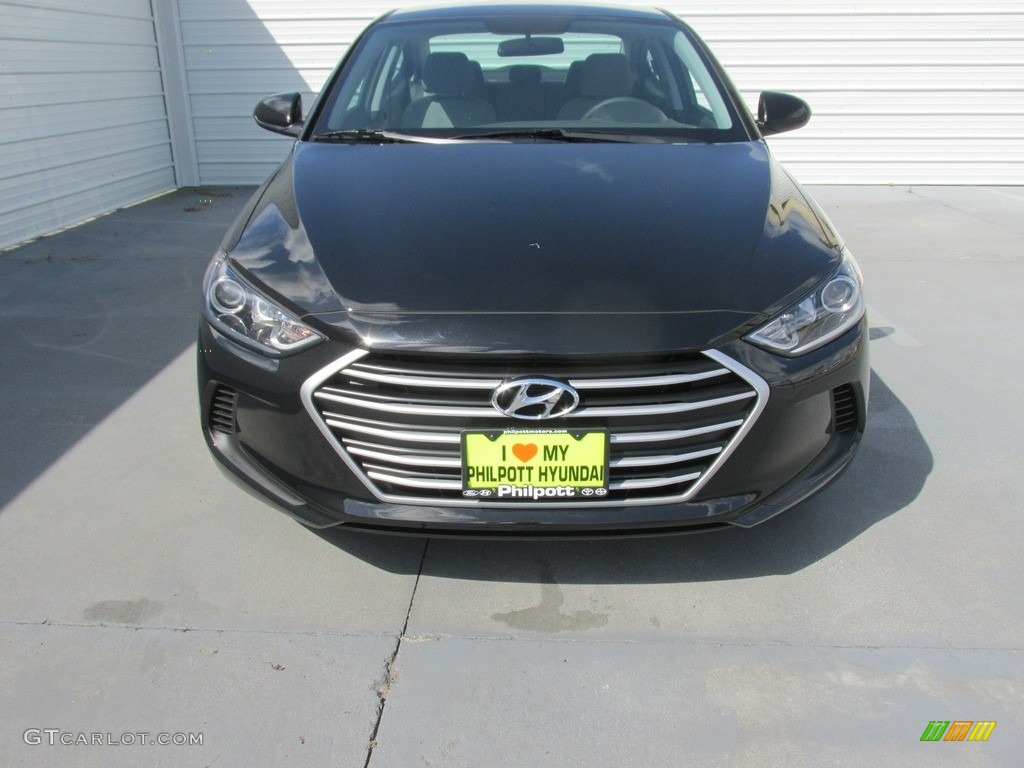 2017 Elantra SE - Black / Gray photo #8