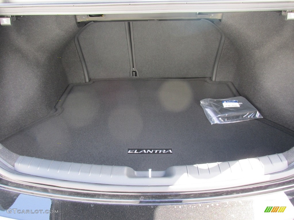 2017 Elantra SE - Black / Gray photo #15
