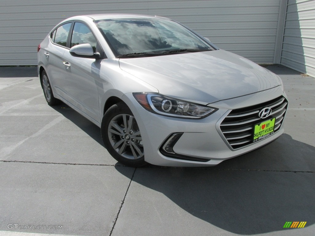 2017 Elantra SE - Silver / Gray photo #2