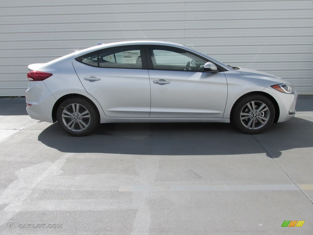 2017 Elantra SE - Silver / Gray photo #3
