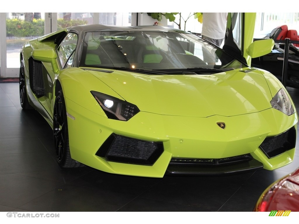 Verde Scandal 2015 Lamborghini Aventador LP 700-4 Exterior Photo #113908997