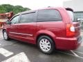 Deep Cherry Red Crystal Pearl - Town & Country Touring Photo No. 2