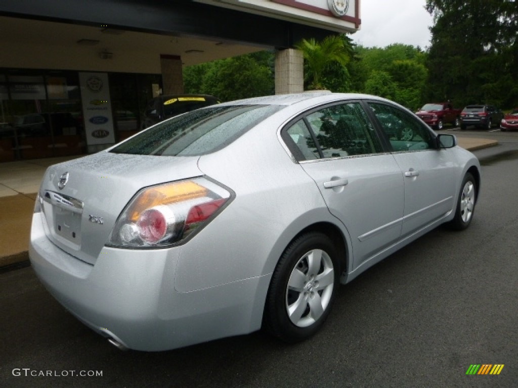 2008 Altima 2.5 S - Radiant Silver Metallic / Charcoal photo #2