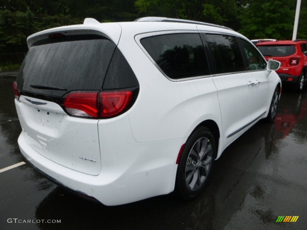 Bright White 2017 Chrysler Pacifica Limited Exterior Photo #113918552