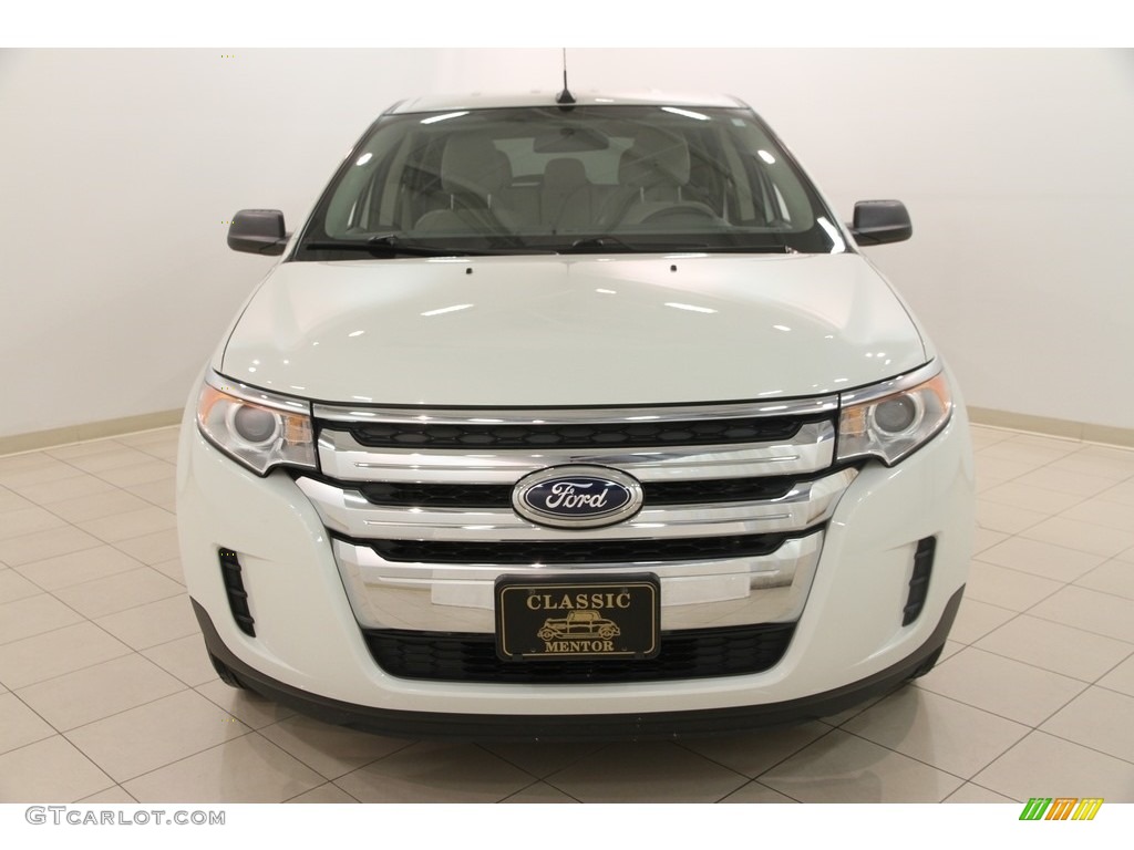 2013 Edge SE - White Suede / Medium Light Stone photo #2