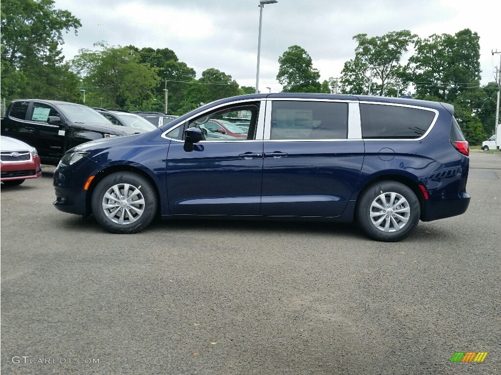 Jazz Blue Pearl 2017 Chrysler Pacifica Touring Exterior Photo #113943667