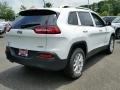Bright White - Cherokee Latitude 4x4 Photo No. 4