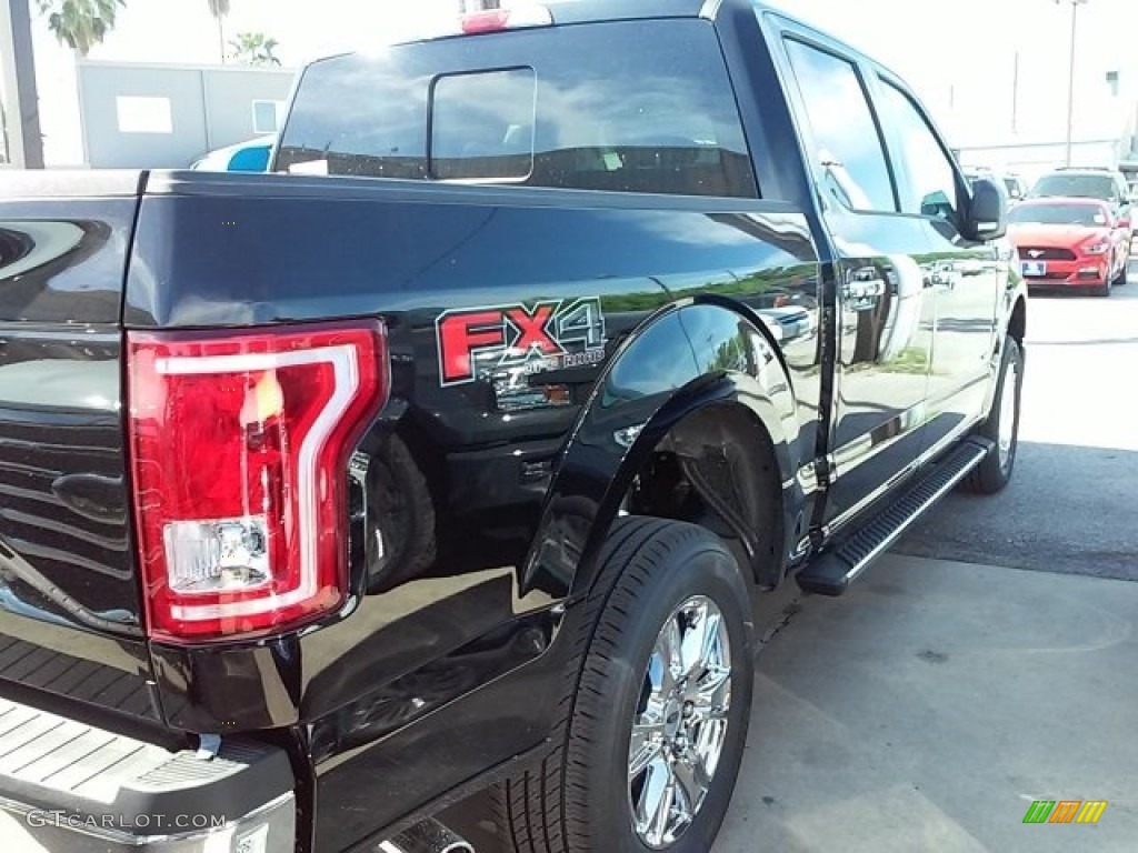 2016 F150 XLT SuperCrew 4x4 - Shadow Black / Medium Earth Gray photo #32