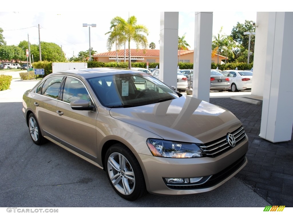 2015 Passat SE Sedan - Titanium Beige / Titan Black photo #1