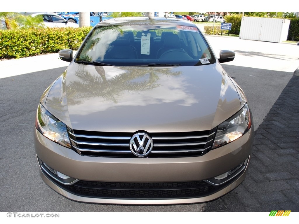 2015 Passat SE Sedan - Titanium Beige / Titan Black photo #3