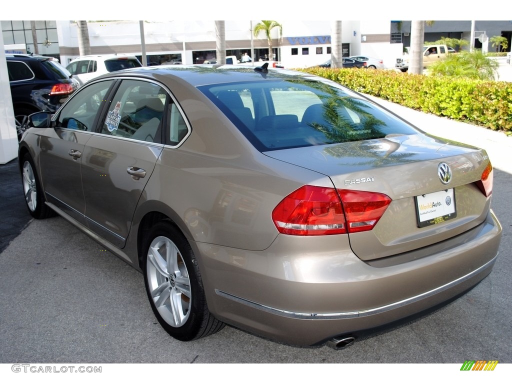 2015 Passat SE Sedan - Titanium Beige / Titan Black photo #6