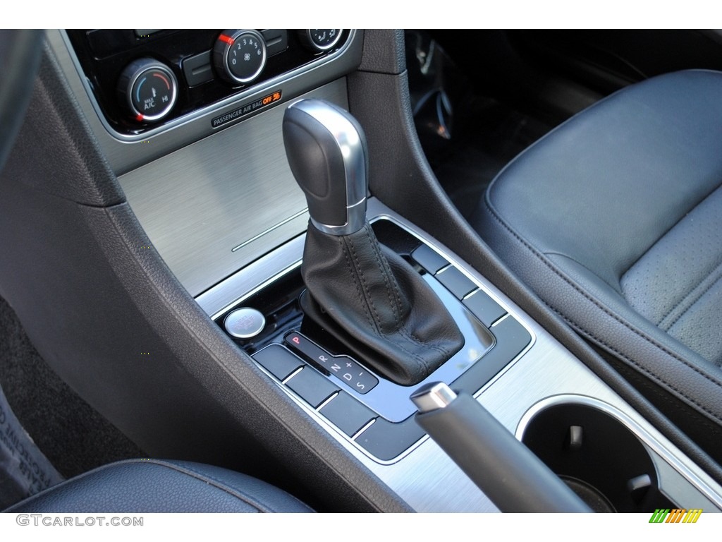 2015 Passat SE Sedan - Titanium Beige / Titan Black photo #16