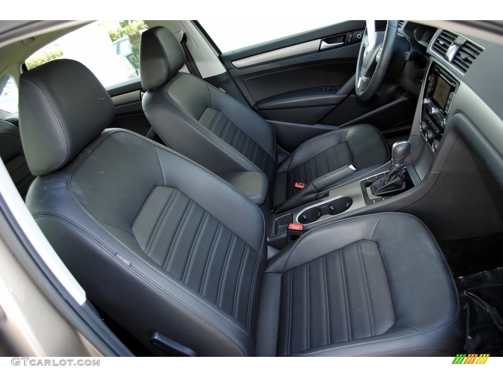 2015 Passat SE Sedan - Titanium Beige / Titan Black photo #19