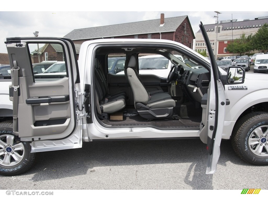 2016 F150 XL SuperCab 4x4 - Ingot Silver / Medium Earth Gray photo #8