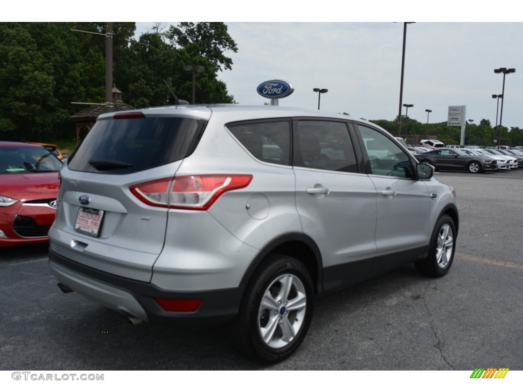 2015 Escape SE - Ingot Silver Metallic / Medium Light Stone photo #3