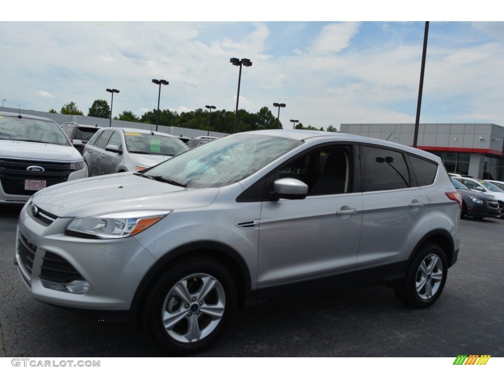 2015 Escape SE - Ingot Silver Metallic / Medium Light Stone photo #7