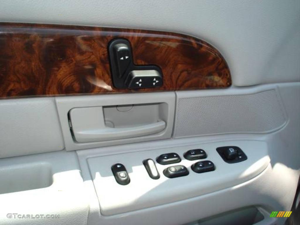 2004 Grand Marquis GS - Silver Birch Metallic / Light Flint photo #9