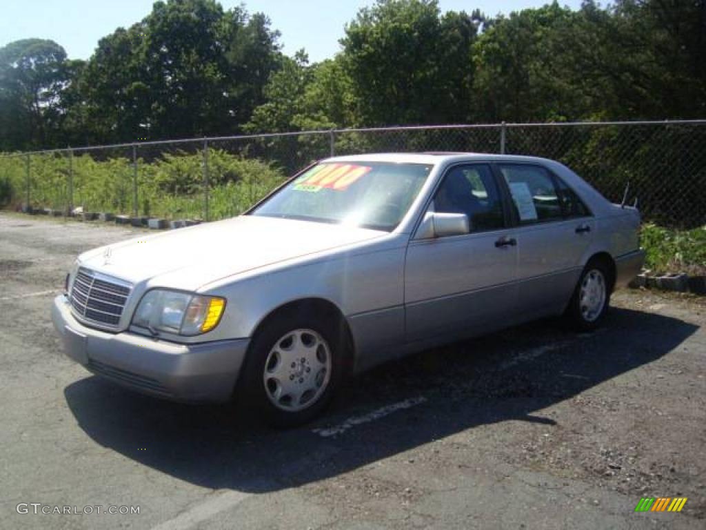 1994 S 420 Sedan - Brilliant Silver Metallic / Black photo #1