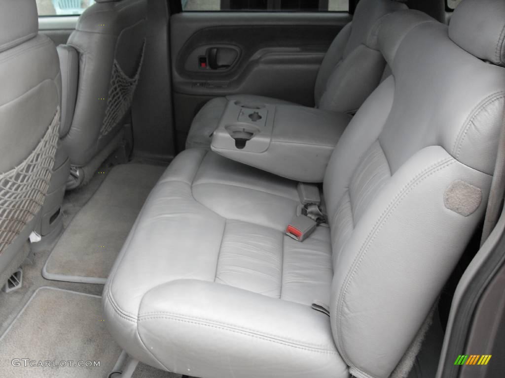 1998 Suburban C1500 LT - Medium Beige Mystique Metallic / Gray photo #16