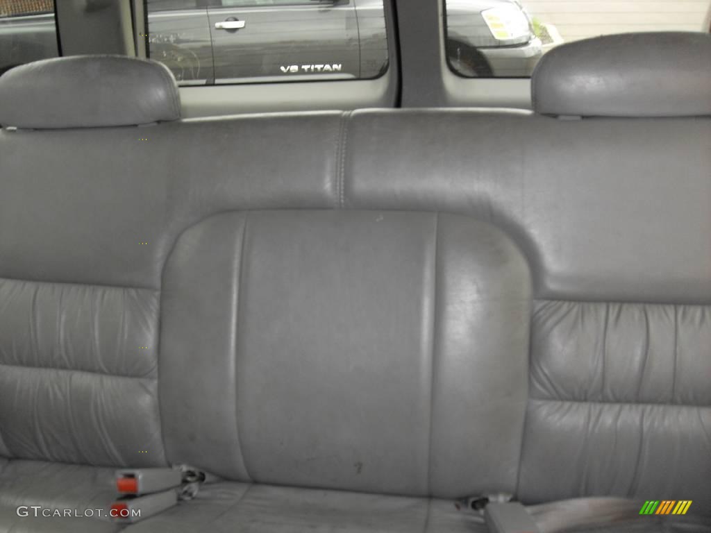 1998 Suburban C1500 LT - Medium Beige Mystique Metallic / Gray photo #17