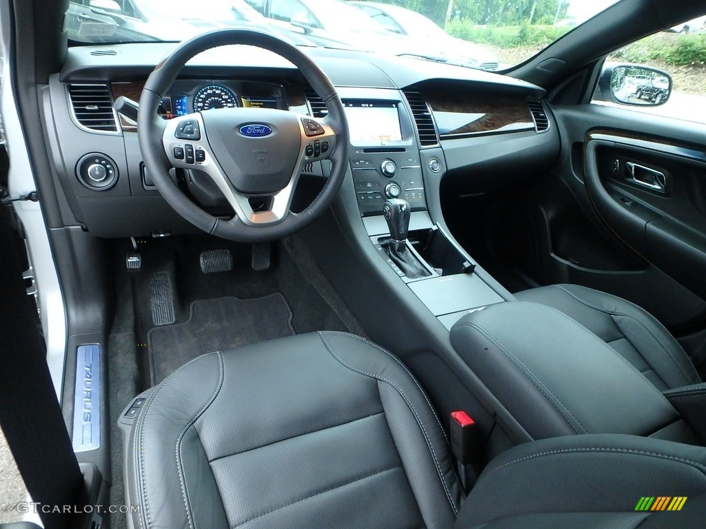 Charcoal Black Interior 2016 Ford Taurus Limited Photo #113987478