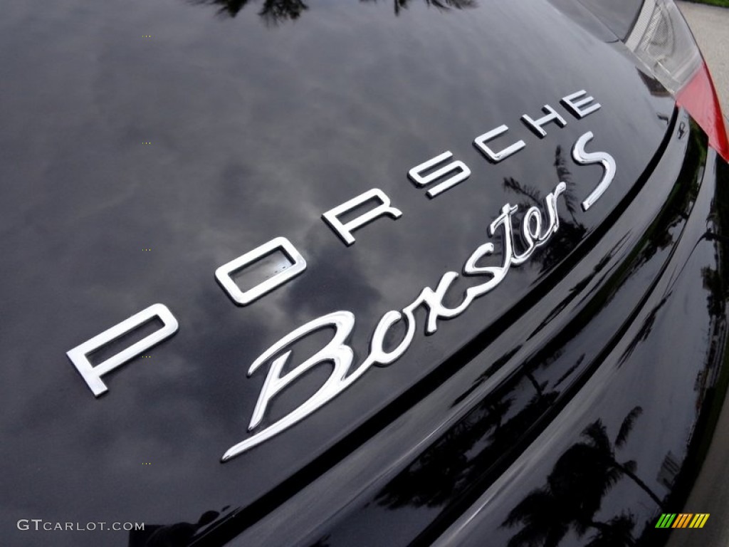 2002 Porsche Boxster S Marks and Logos Photos