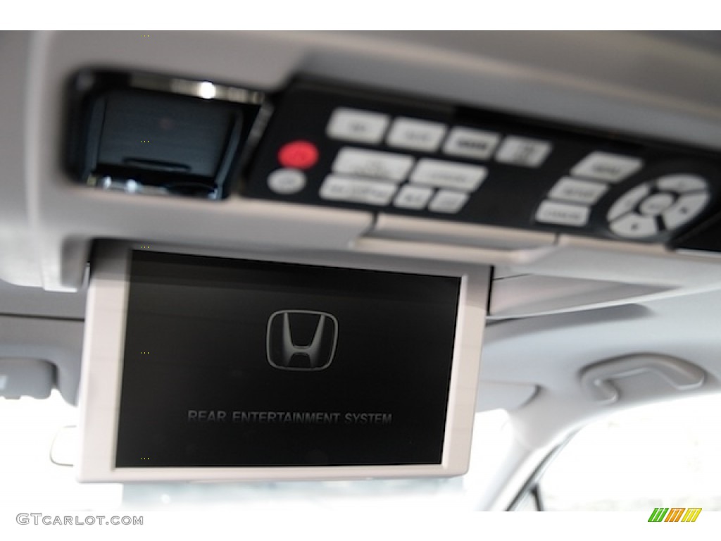 2016 Pilot Touring - Crystal Black Pearl / Black photo #15