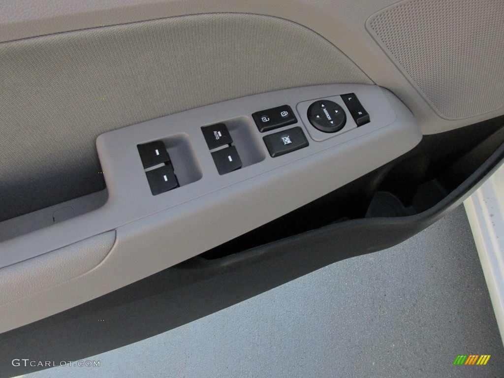 2017 Hyundai Elantra Eco Controls Photo #114001234