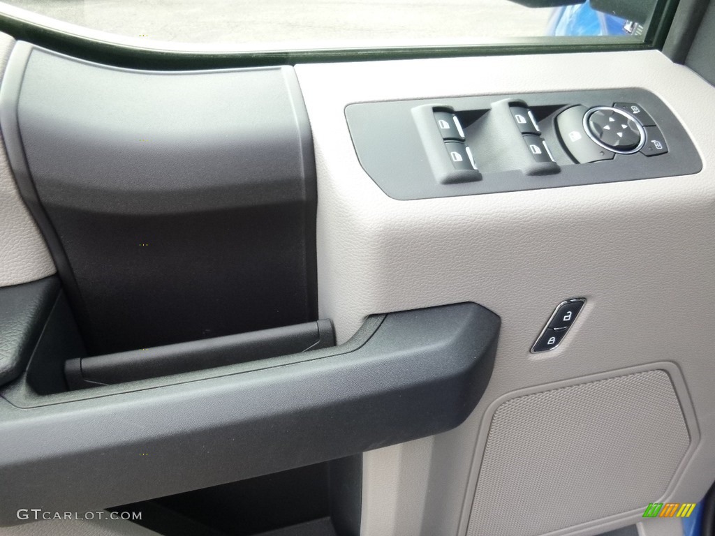 2016 F150 XL SuperCab 4x4 - Blue Flame / Medium Earth Gray photo #11