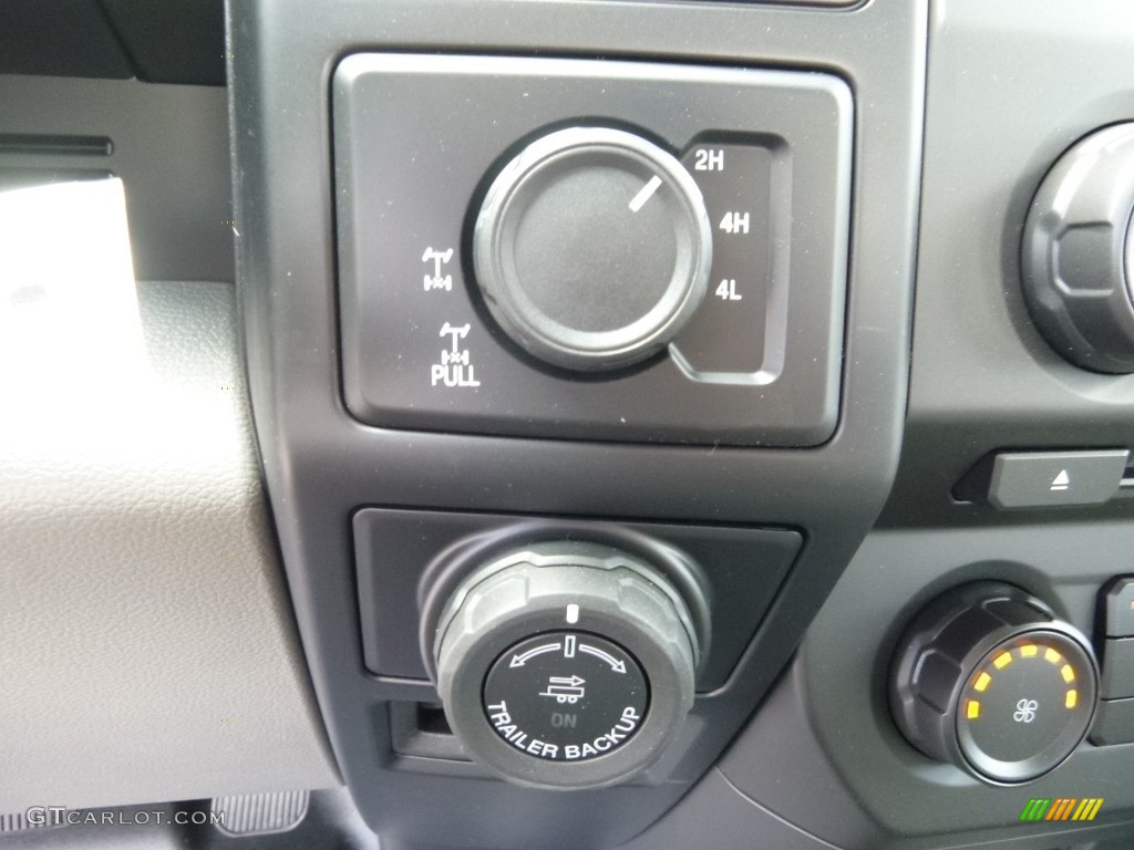 2016 F150 XL SuperCab 4x4 - Blue Flame / Medium Earth Gray photo #13