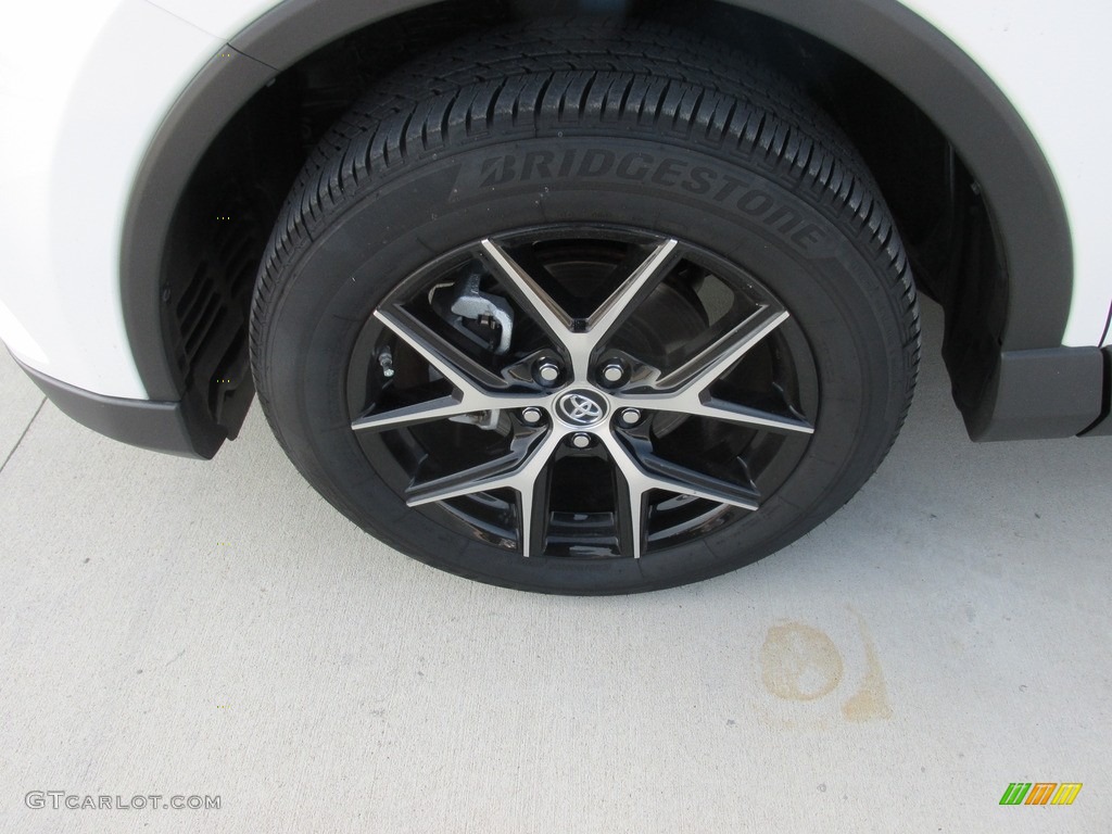 2016 Toyota RAV4 SE Wheel Photo #114004687
