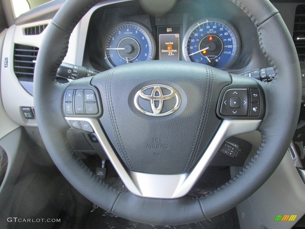 2016 Sienna XLE - Blizzard Pearl / Dark Bisque photo #32