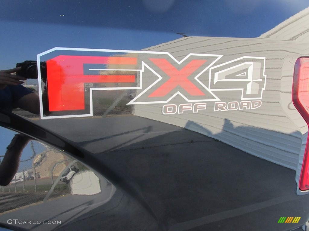2016 F150 XLT SuperCrew 4x4 - Shadow Black / Black photo #16
