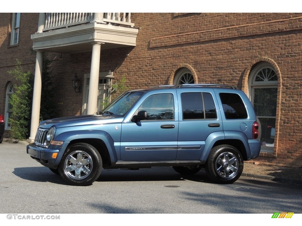 2006 Liberty Limited 4x4 - Atlantic Blue Pearl / Medium Slate Gray photo #21