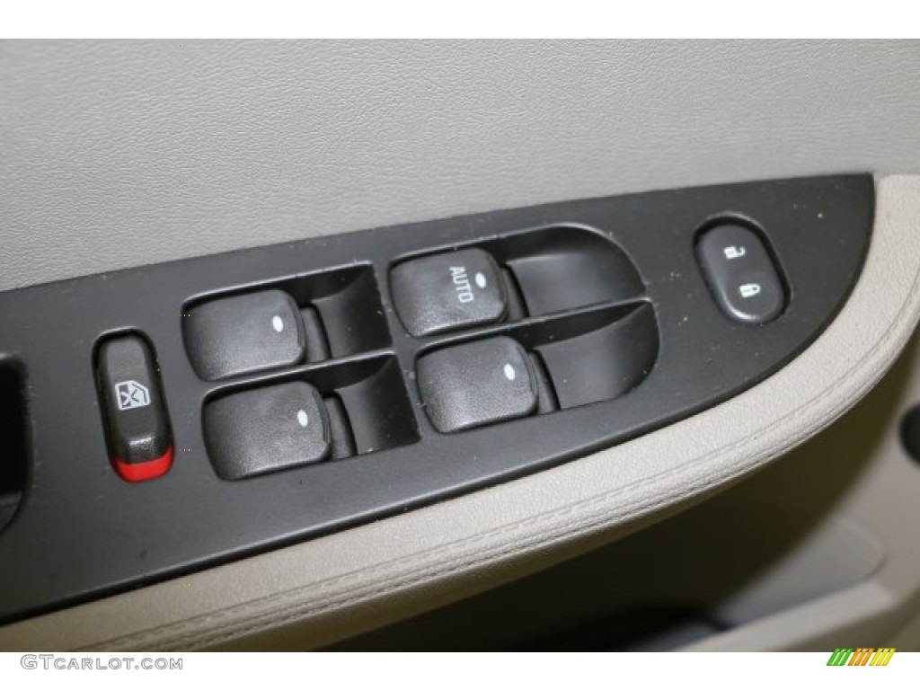 2007 Aura XE - Techno Gray Metallic / Gray photo #11