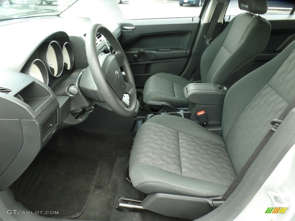 2009 Caliber SE - Bright Silver Metallic / Dark Slate Gray photo #4