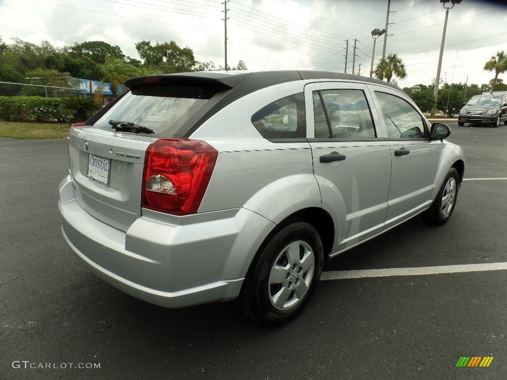 2009 Caliber SE - Bright Silver Metallic / Dark Slate Gray photo #9